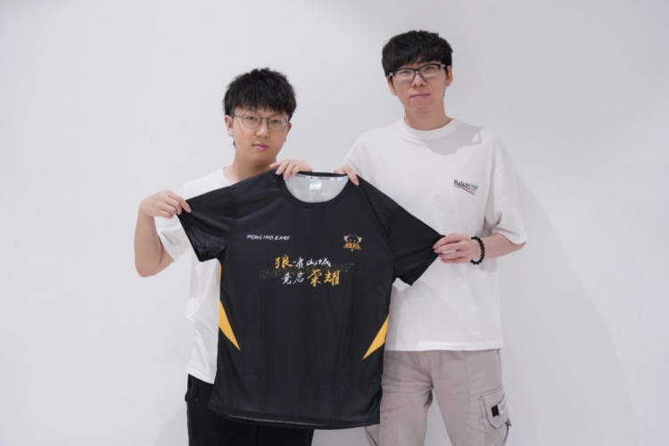 中的角色至 中的角色至
